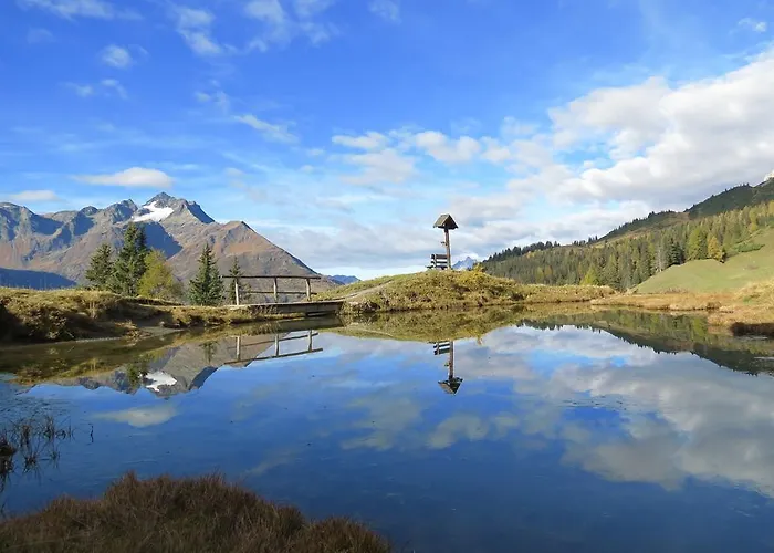 فيرينفونينغ لايتنر شقة Grins